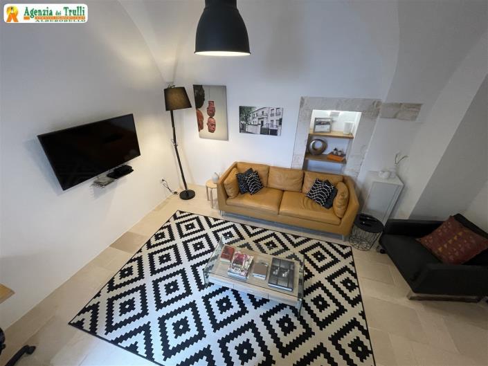 Image No.17-2 Bed Townhouse for sale