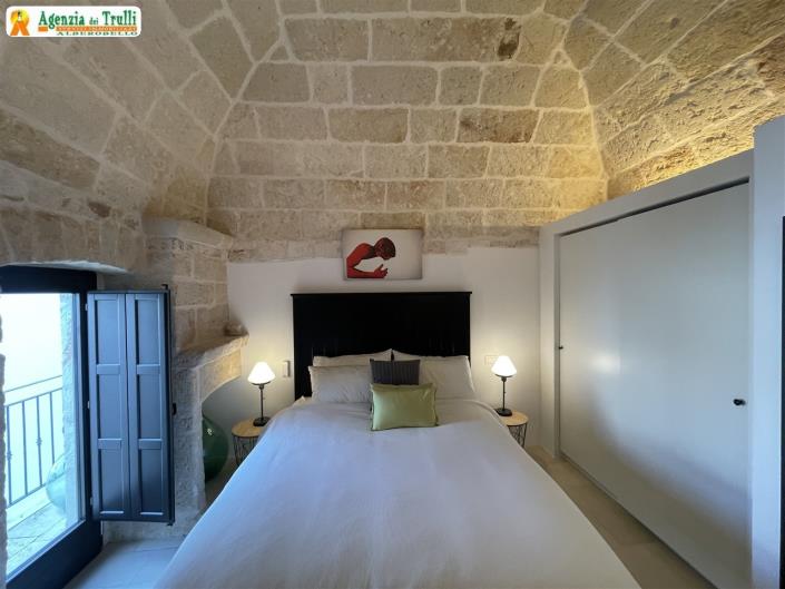 Image No.24-2 Bed Townhouse for sale