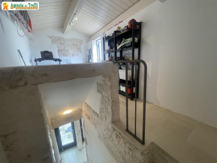 Image No.40-2 Bed Townhouse for sale