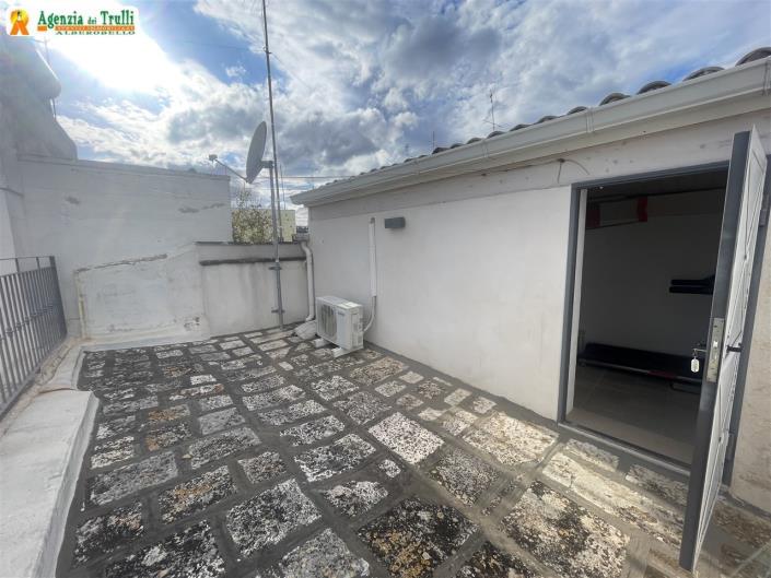 Image No.45-2 Bed Townhouse for sale