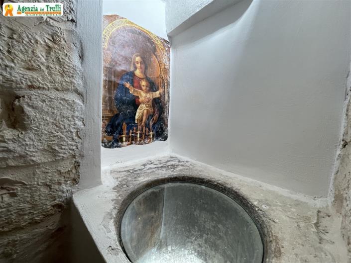 Image No.51-2 Bed Townhouse for sale