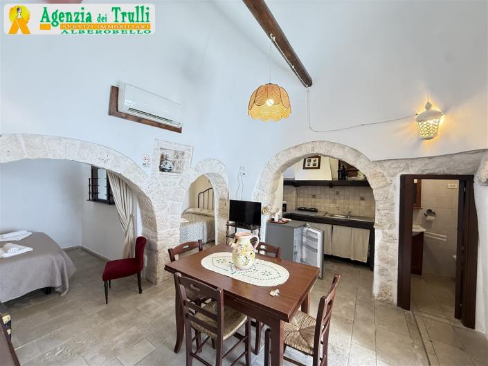 Image No.5-Trullo de 2 chambres à vendre à Alberobello