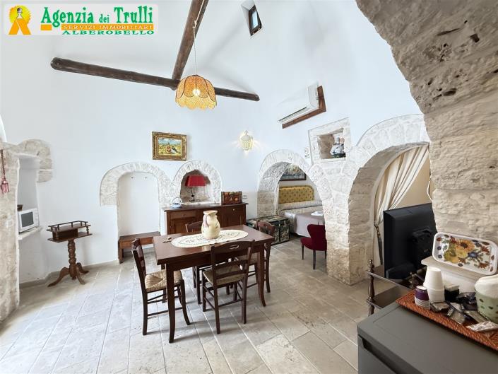 Image No.12-Trullo de 2 chambres à vendre à Alberobello
