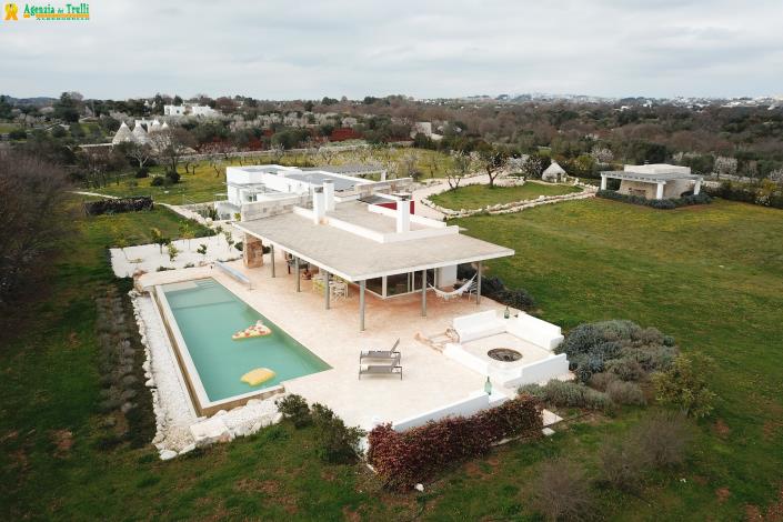 Image No.2-5 Bed Villa for sale