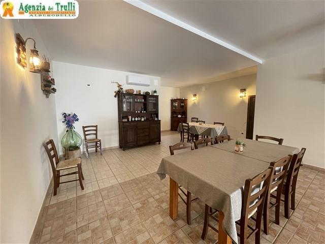 Image No.27-7 Bed Country Property for sale