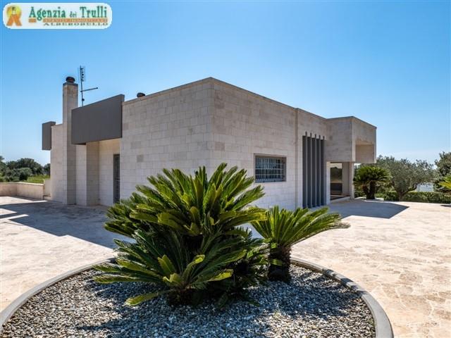 Image No.10-4 Bed Villa for sale