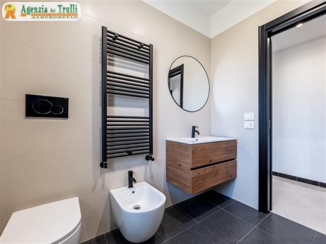 Image No.29-4 Bed Villa for sale