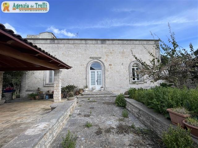 Image No.12-4 Bed Farmhouse for sale