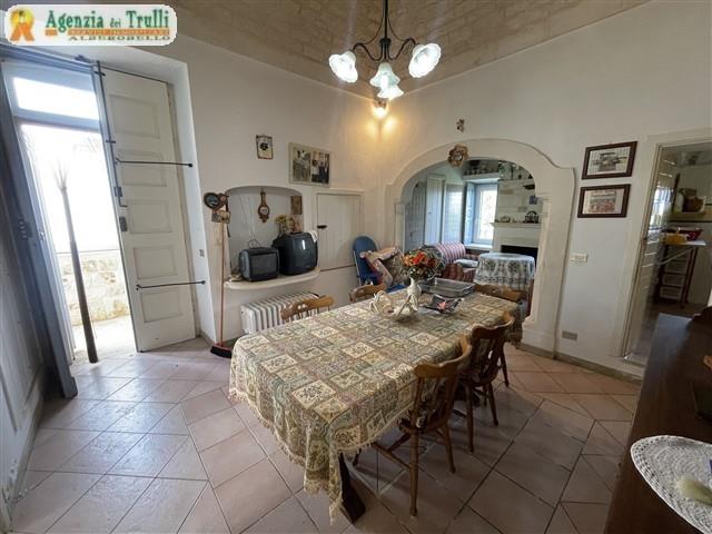 Image No.19-4 Bed Farmhouse for sale