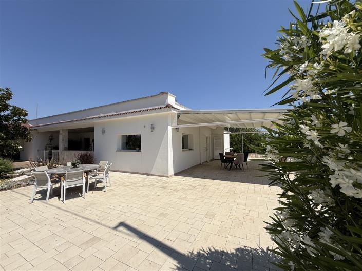 Image No.3-Maison / Villa de 2 chambres à vendre à Martina Franca