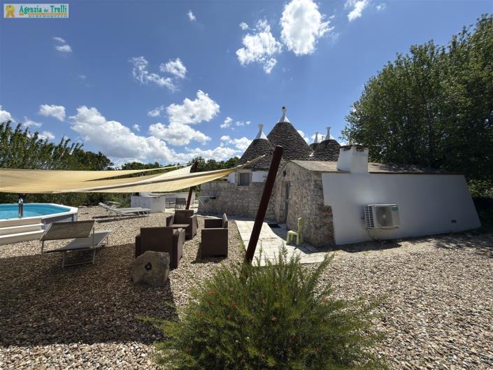 Image No.10-Trullo de 2 chambres à vendre à Martina Franca