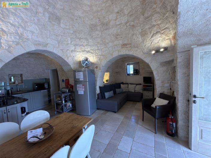Image No.15-Trullo de 2 chambres à vendre à Martina Franca