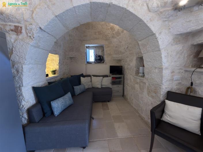 Image No.16-Trullo de 2 chambres à vendre à Martina Franca