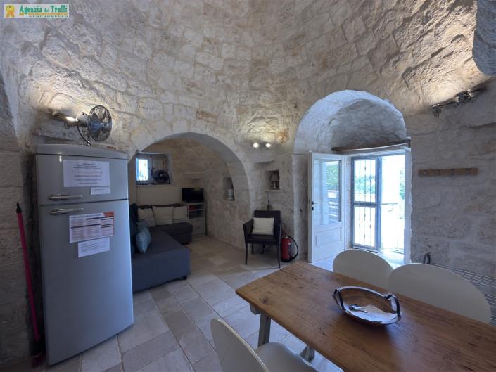 Image No.18-Trullo de 2 chambres à vendre à Martina Franca
