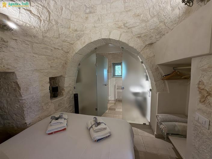 Image No.24-Trullo de 2 chambres à vendre à Martina Franca
