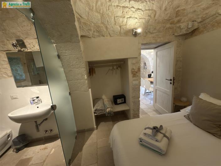 Image No.26-Trullo de 2 chambres à vendre à Martina Franca