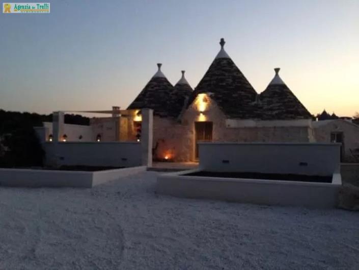 Image No.34-Trullo de 2 chambres à vendre à Martina Franca