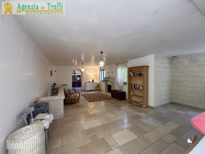 Image No.17-7 Bed Trullo for sale