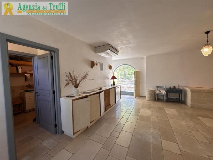 Image No.19-7 Bed Trullo for sale
