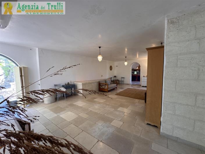 Image No.25-7 Bed Trullo for sale