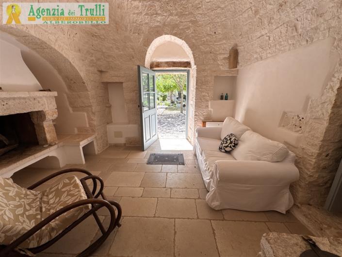 Image No.41-7 Bed Trullo for sale
