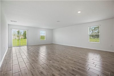 ft344953403