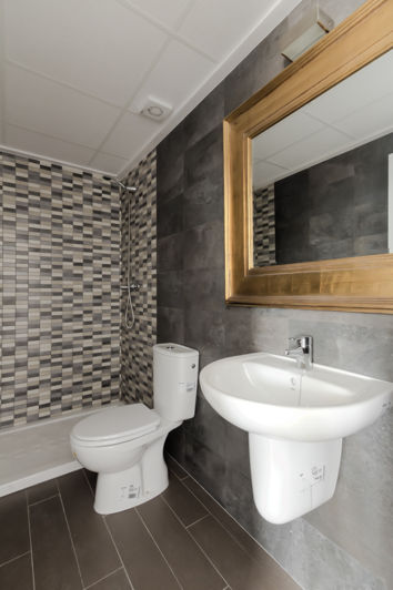 Image No.16-2 Bed Property for sale