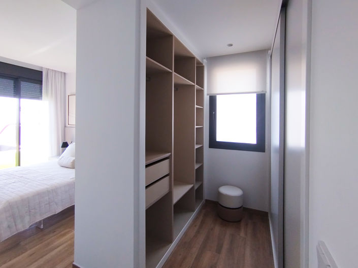 Image No.11-3 Bed Villa for sale