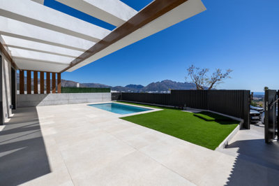 o4zu86lji1nr6ii1348-hdr