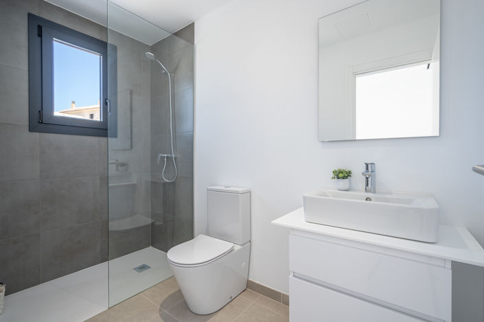 Image No.19-2 Bed Villa for sale