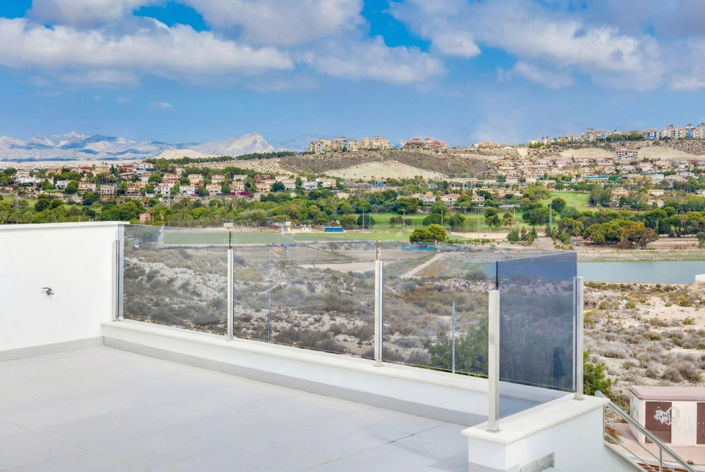 Image No.17-3 Bed Villa for sale