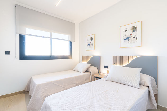 Image No.20-3 Bed Apartment for sale