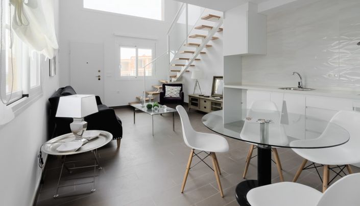Image No.7-2 Bed Townhouse for sale