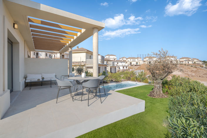 Image No.4-2 Bed Villa for sale