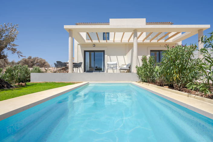 Image No.8-2 Bed Villa for sale