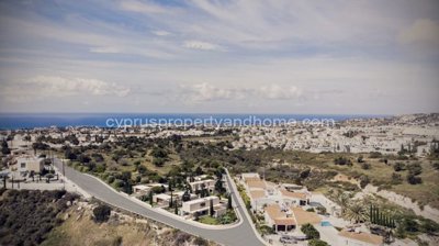 Bungalow New in Peyia