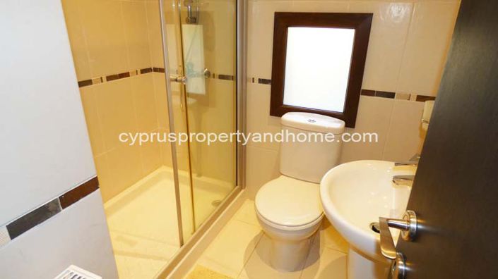 Image No.9-5 Bed Villa for sale