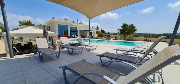 Image No.2-Villa de 6 chambres à vendre à Arodes