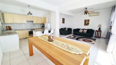 Detached Villa For Sale  in  Agia Marinouda