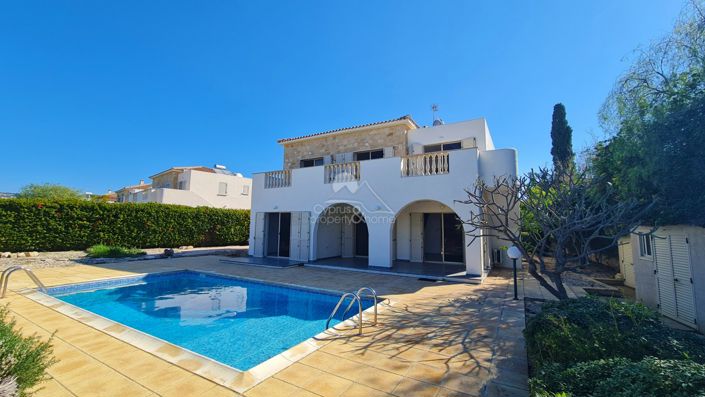 Image No.1-Villa de 4 chambres à vendre à Paphos