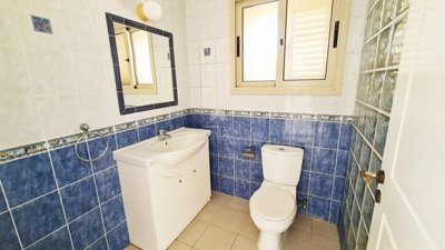 Detached Villa For Sale  in  Peyia - St. George