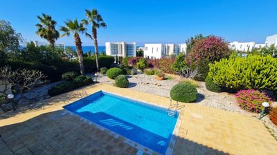 Detached Villa For Sale  in  Peyia - St. George