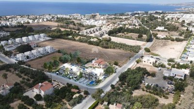 Detached Villa For Sale  in  Chlorakas