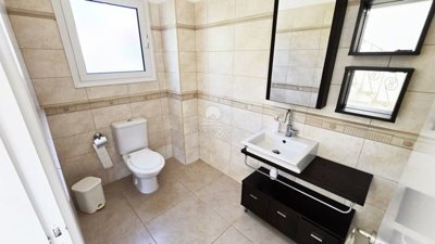 Detached Villa For Sale  in  Peyia