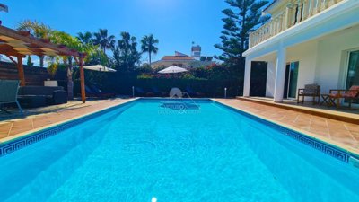 Detached Villa For Sale  in  Peyia - Coral Bay