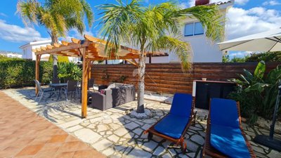 Detached Villa For Sale  in  Peyia - Coral Bay
