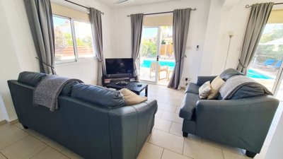 Detached Villa For Sale  in  Peyia - Coral Bay