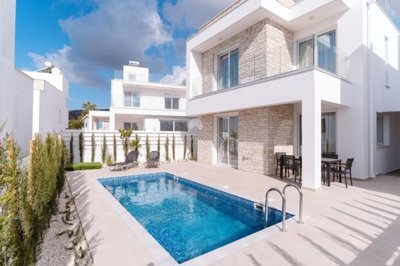 Detached Villa For Sale  in  Peyia