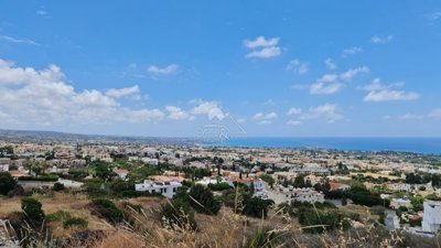 Bungalow For Sale  in  Peyia