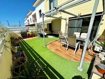 Town House For Sale  in  Kissonerga